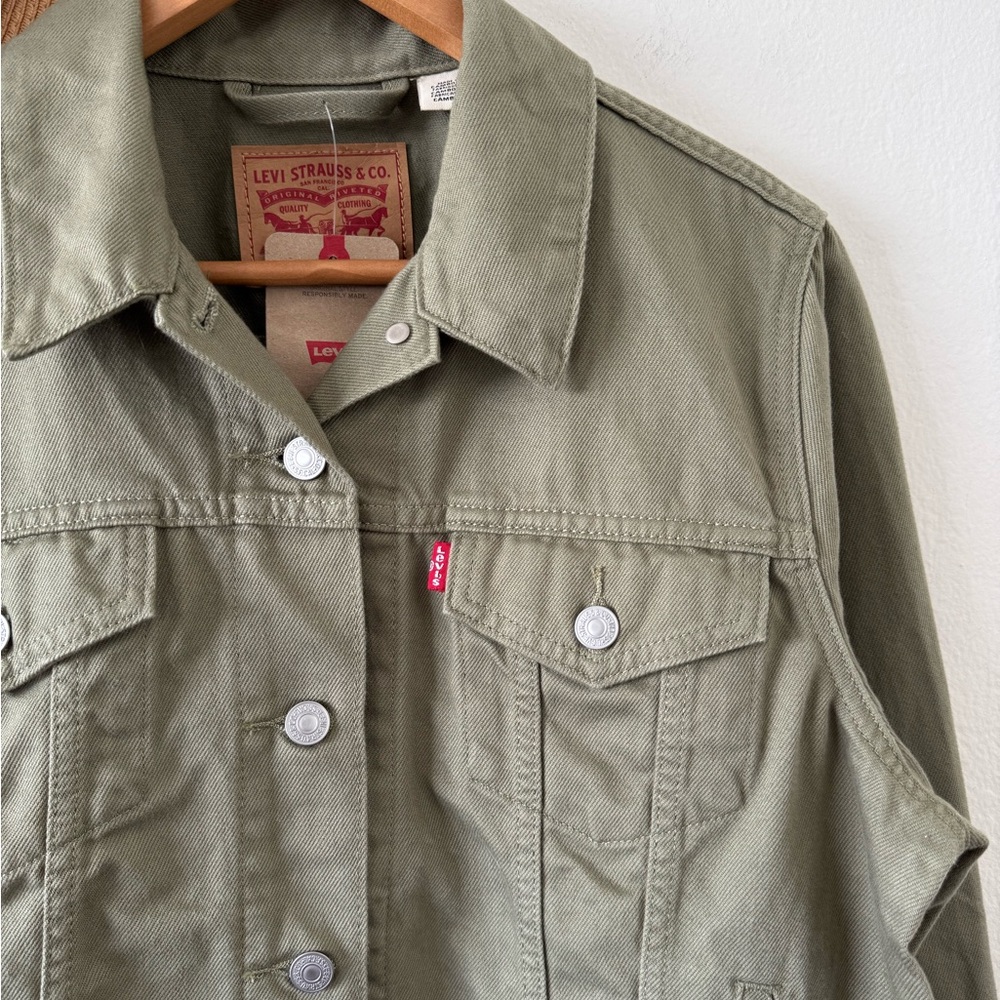 Levi's Olive Green Women's Jean Jacket - Picture 11 of 13